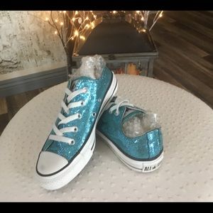 New Converse Teal Glitter Women’s size 6